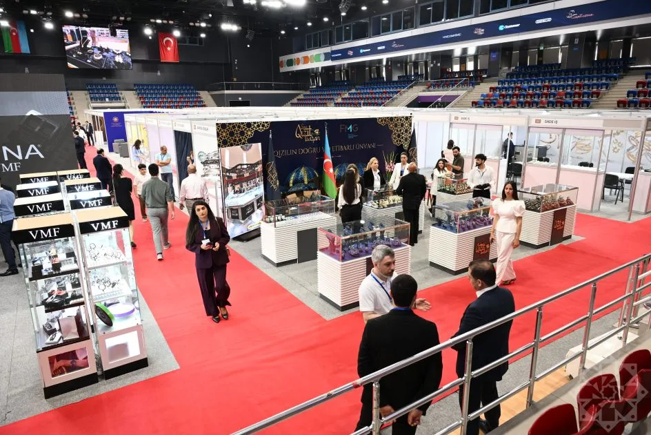 4-6 iyun tarixlərində Bakı İdman Sarayında AZERBAIJAN JEWELRY SHOW adlı beynəlxalq zərgərlik sərgisi keçirilib