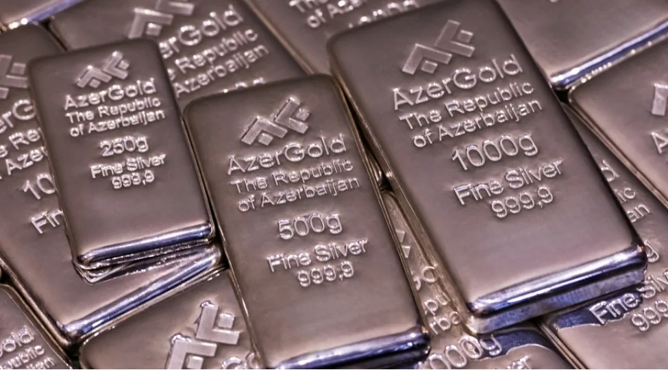 AzerGold ilk dəfə yerli bazara gümüş külçələr təqdim edib