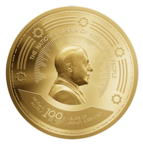 “AzerGold” Heydər Əliyevin 100 illiyinə həsr olunan qızıl sikkə təqdim edib
